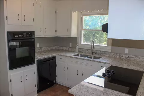 622 Anthony Rd, Easley, SC 29640 photo 5