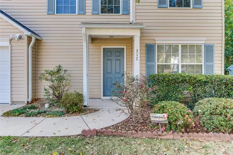 317 Kingsman Ln, Easley, SC 29642 photo 4