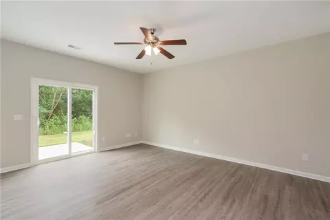 130 Heritage Place Dr, Pendleton, SC 29670 photo 9