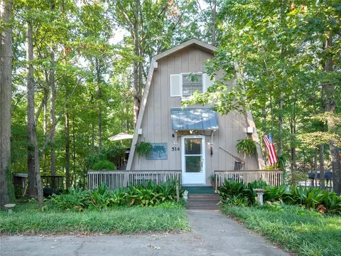 514 Galloping Ghost Rd, Anderson, SC 29626 photo 2