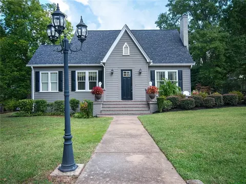 212 N B St, Easley, SC 29640 photo 1
