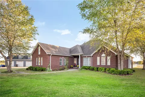 110 Lockaby Rd, Pelzer, SC 29669 photo 4