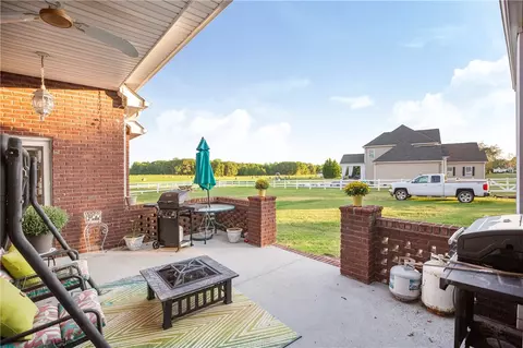 110 Lockaby Rd, Pelzer, SC 29669 photo 8
