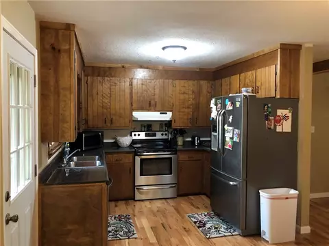 2220 Lebanon Rd, Pendleton, SC 29670 photo 3