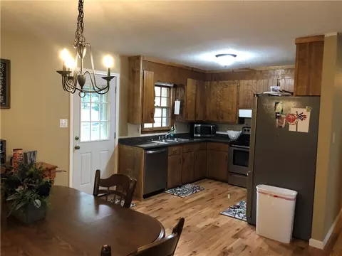 2220 Lebanon Rd, Pendleton, SC 29670 photo 4