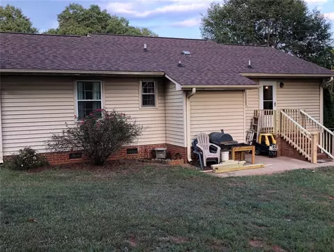 2220 Lebanon Rd, Pendleton, SC 29670 photo 2