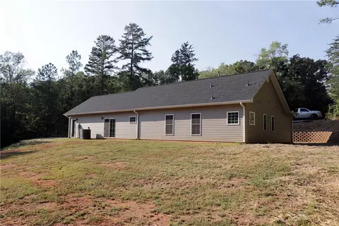 130 Estella Ln, Central, SC 29630 photo 4