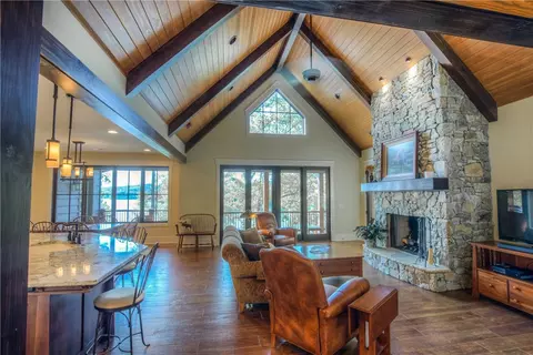 248 Featherstone Dr, Sunset, SC 29685 photo 9