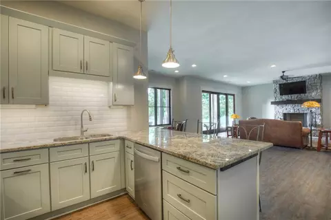 248 Featherstone Dr, Sunset, SC 29685 photo 37