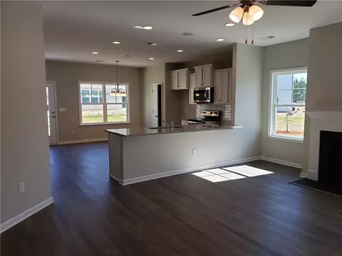 112 Printers St, Pendleton, SC 29670 photo 4