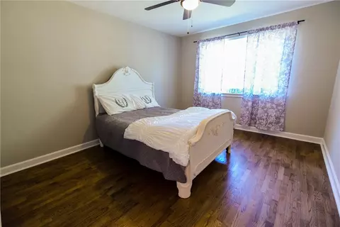 521 W Greer St, Honea Path, SC 29654 photo 10