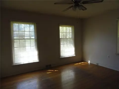 423 Brook Forest Dr, Anderson, SC 29621 photo 9