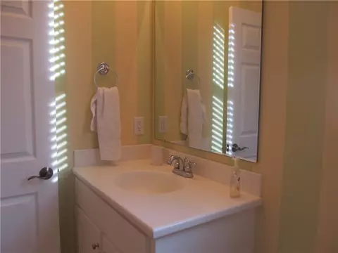 232 Kings Pointe Dr, Seneca, SC 29678 photo 21