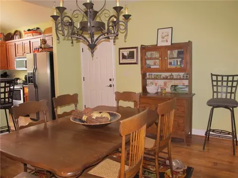 232 Kings Pointe Dr, Seneca, SC 29678 photo 3