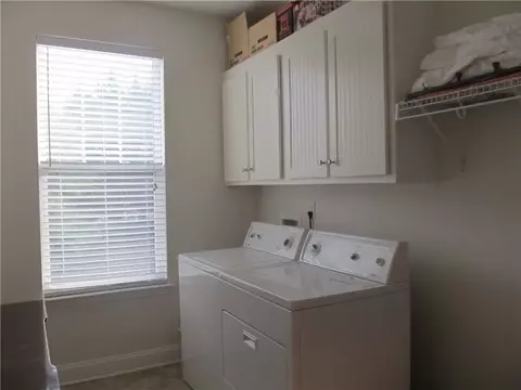 232 Kings Pointe Dr, Seneca, SC 29678 photo 18