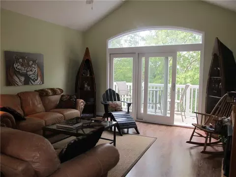 232 Kings Pointe Dr, Seneca, SC 29678 photo 8