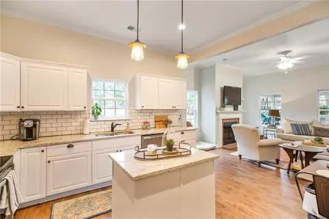 110 W Hampton Ave, Honea Path, SC 29654 photo 12