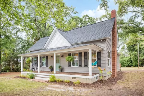 110 W Hampton Ave, Honea Path, SC 29654 photo 3