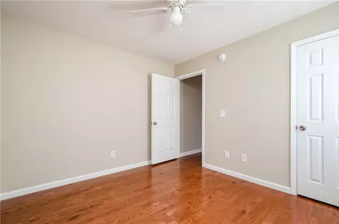 137 Crown Ct, Williamston, SC 29697 photo 13