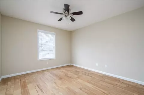 137 Crown Ct, Williamston, SC 29697 photo 9