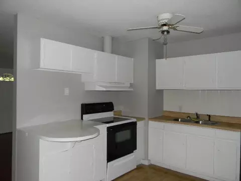 1306 Oak Dr, Pendleton, SC 29670 photo 6