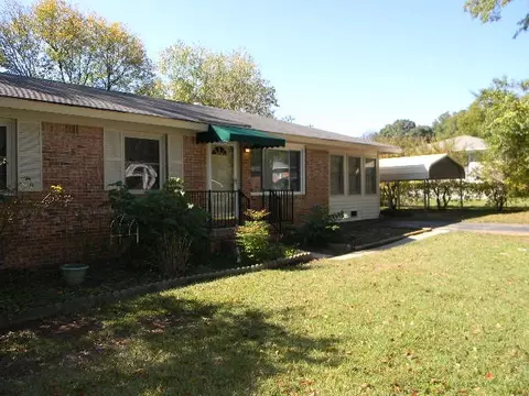 1306 Oak Dr, Pendleton, SC 29670 photo 2