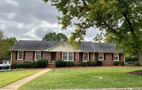 1302 Hanover Rd, Anderson, SC 29621 photo 2