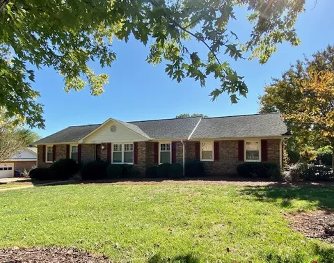 1302 Hanover Rd, Anderson, SC 29621 photo 1