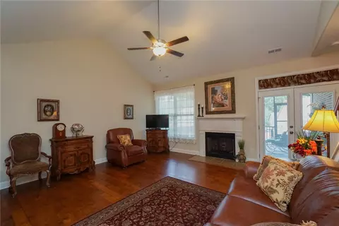 403 Big Barn Ct, Seneca, SC 29672 photo 9