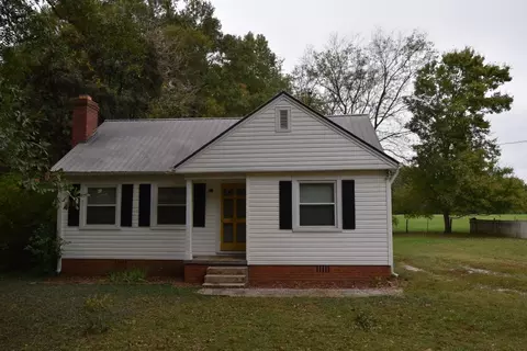 517 E Main St, Pendleton, SC 29670 photo 1