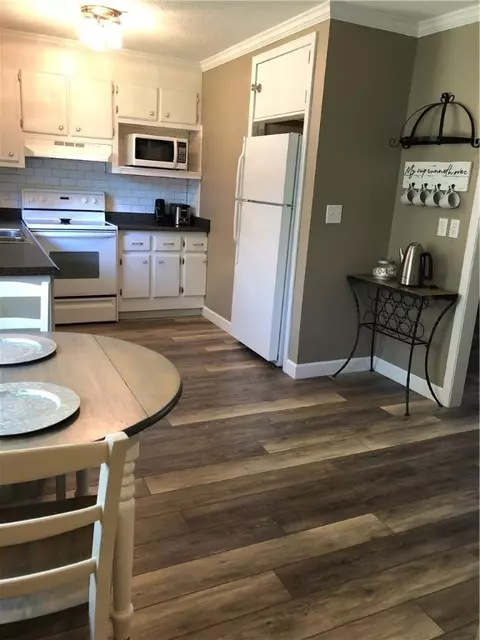 706 S E St #EASLEY, Easley, SC 29640 photo 3