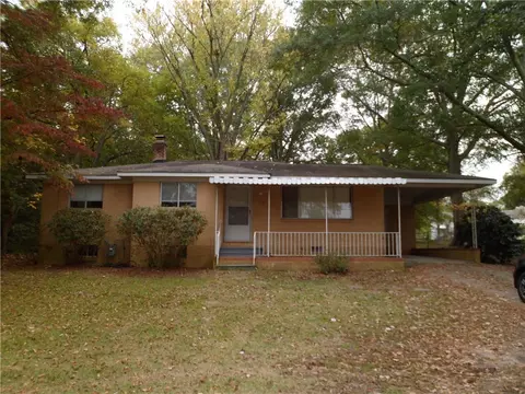 519 Madden Bridge Rd, Central, SC 29630 photo 1