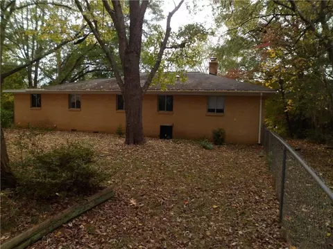 519 Madden Bridge Rd, Central, SC 29630 photo 2