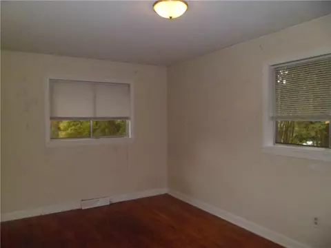 519 Madden Bridge Rd, Central, SC 29630 photo 4