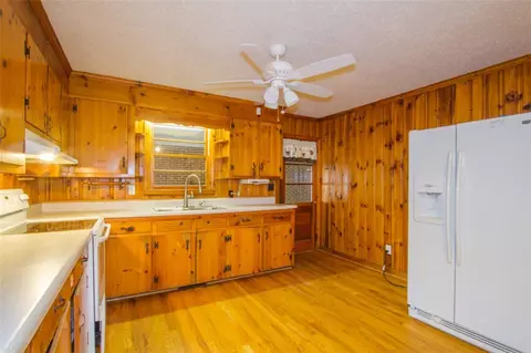 820 Luke Bouknight Rd, Starr, SC 29684 photo 13