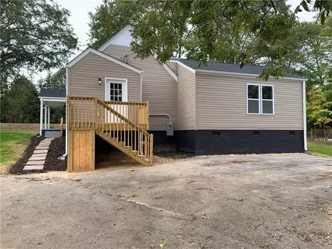 261 Cherish Dr, Easley, SC 29642 photo 2