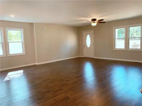 261 Cherish Dr, Easley, SC 29642 photo 3