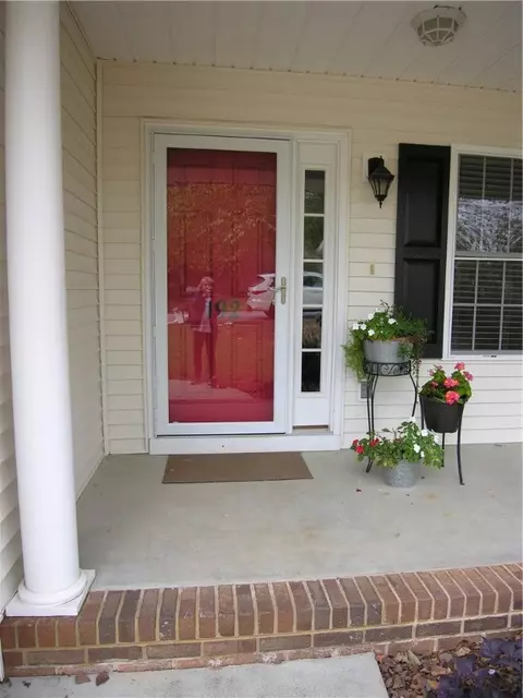 192 Grand Oak Cir, Pendleton, SC 29670 photo 2