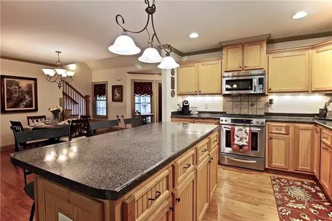 103 Bartram Trl, Central, SC 29630 photo 5