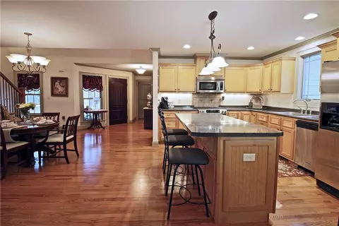 103 Bartram Trl, Central, SC 29630 photo 6