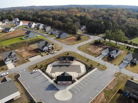 218 Shale Dr, Easley, SC 29642 photo 2