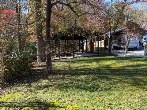 118 Loop Cir, Westminster, SC 29693 photo 3