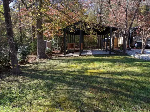 118 Loop Cir, Westminster, SC 29693 photo 1