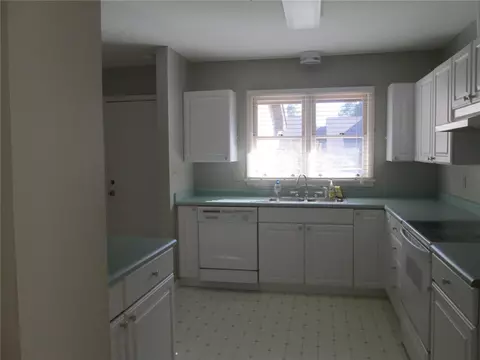 3 Birch Pl, Clemson, SC 29631 photo 4