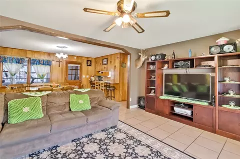 200 E Crescent Dr, Seneca, SC 29678 photo 9