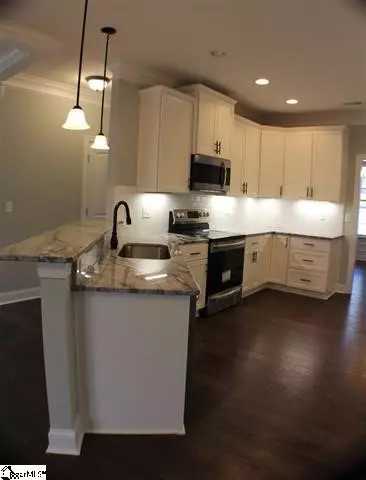 110 Mckenna Dr, Pelzer, SC 29669 photo 6