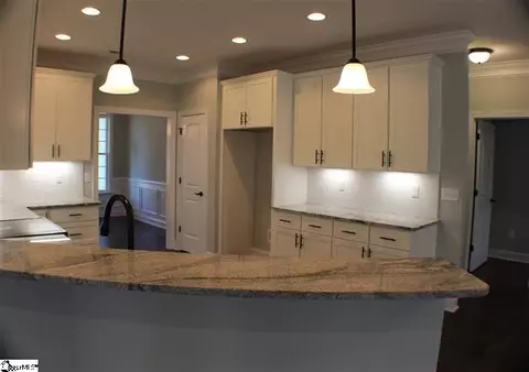 110 Mckenna Dr, Pelzer, SC 29669 photo 9