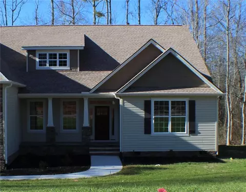 110 Mckenna Dr, Pelzer, SC 29669 photo 2