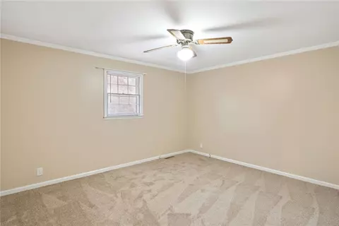 2 Melonie Dr, Williamston, SC 29697 photo 9