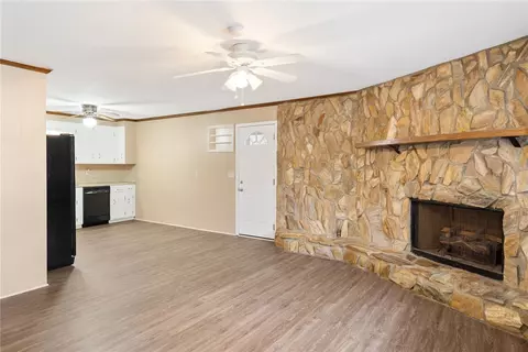 2 Melonie Dr, Williamston, SC 29697 photo 5